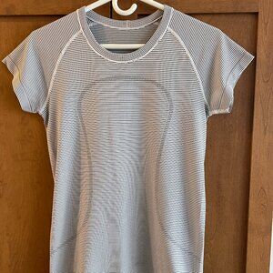 Lululemon swiftly short sleeves t-shirt 8